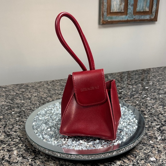 Bebaobao Handbags - Bebaobao Mini Bag EUC
